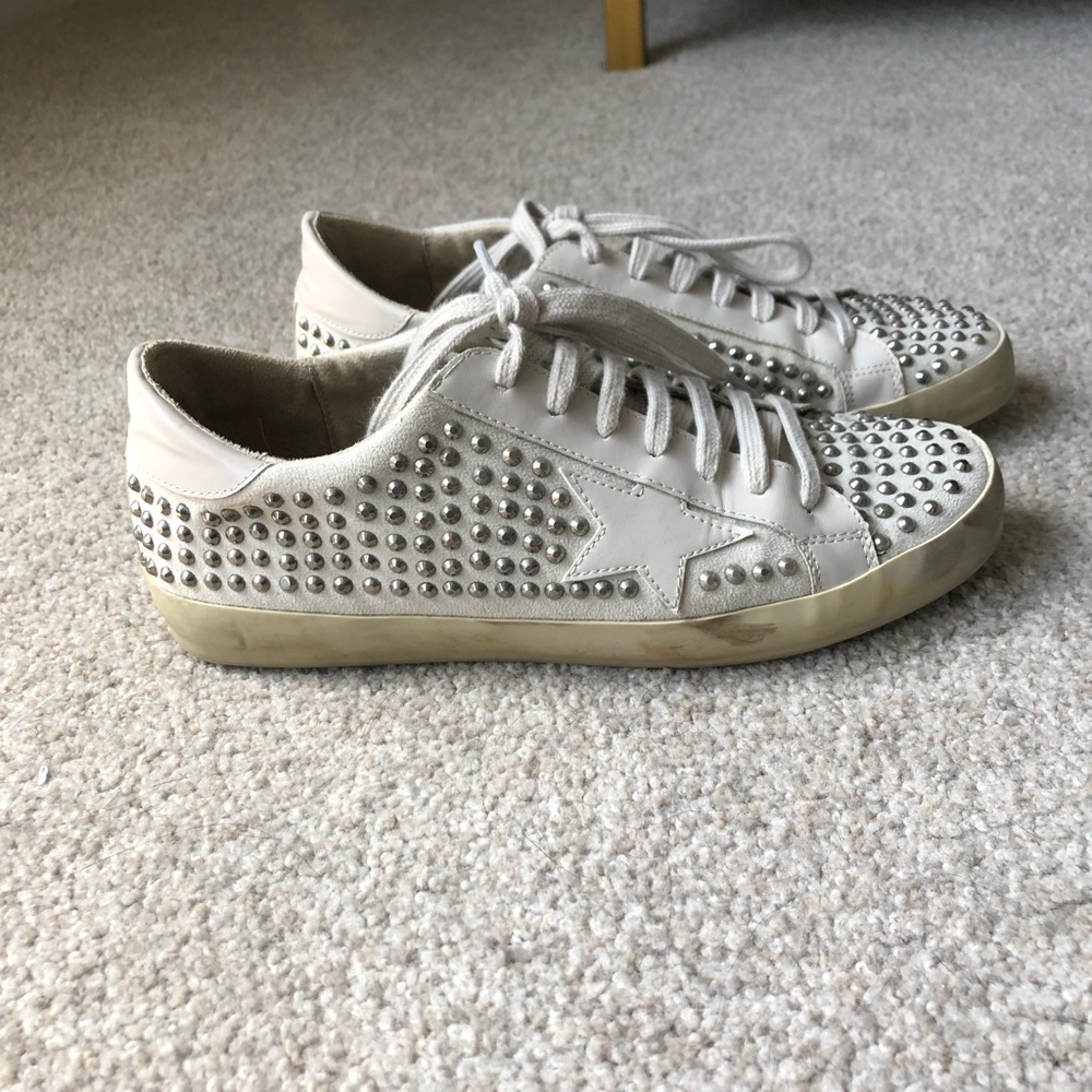 Golden Goose Style sneakers